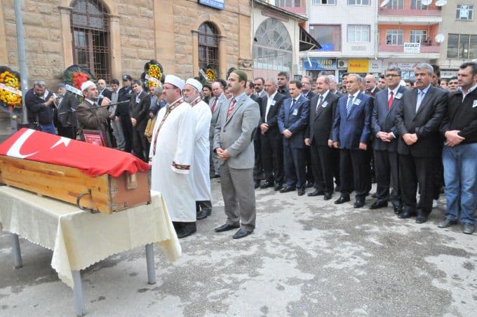 Adnan Uyumaz 3 kişiyi vurdu, 1 ölü!