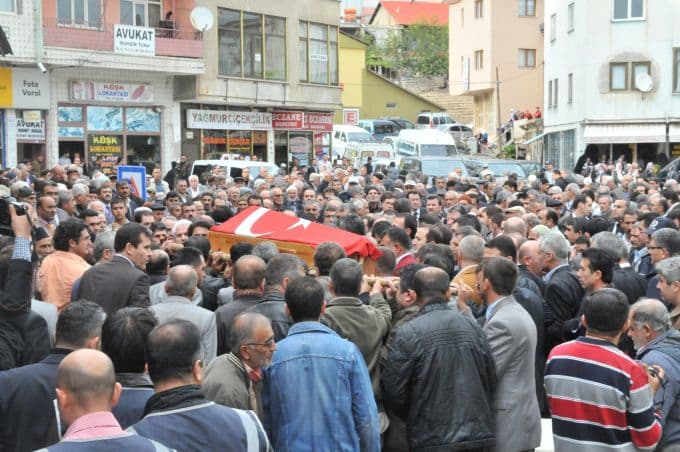 Adnan Uyumaz 3 kişiyi vurdu, 1 ölü!