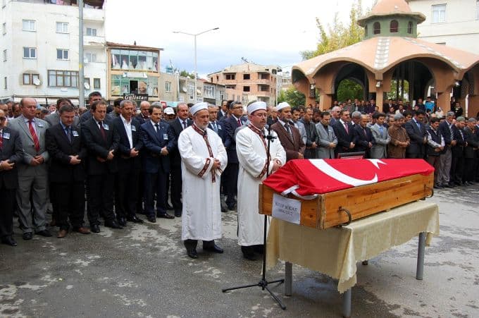 Adnan Uyumaz 3 kişiyi vurdu, 1 ölü!
