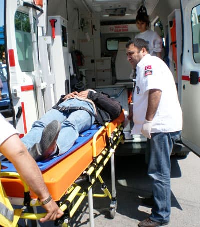 Atatürk Bulvarı'nda Kaza: 1 Yaralı