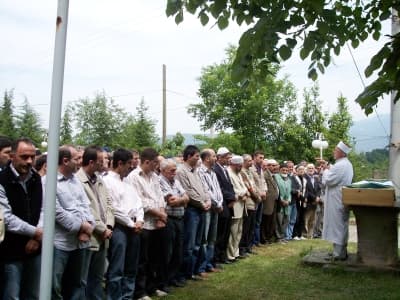 Akyazılı Müezzin Ömer Kalkan Hayatını Kaybetti