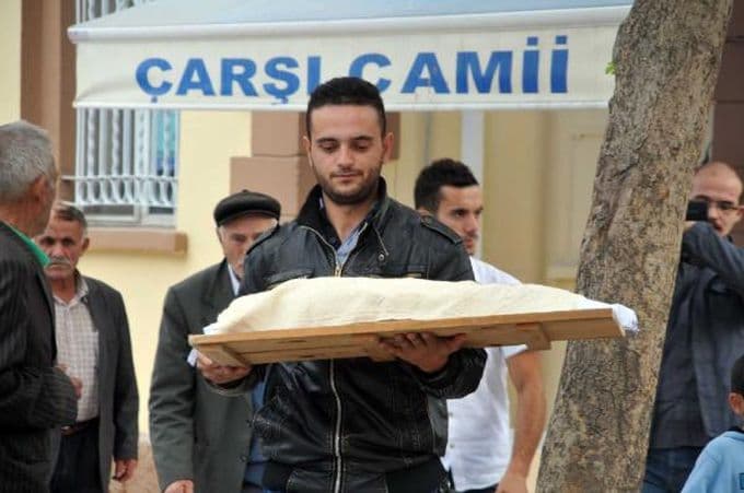 Pamukova'da hamile kadını vurdular, bebeği ise...