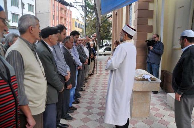 Pamukova'da hamile kadını vurdular, bebeği ise...