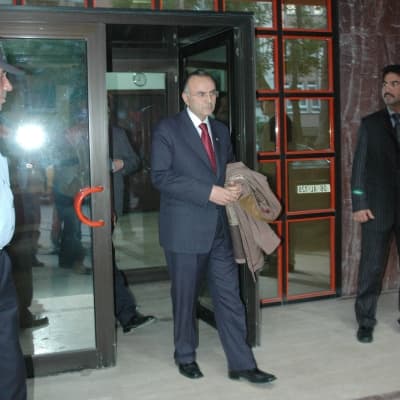 SAÜ'de Öğrenci Kavgası: 6 Yaralı