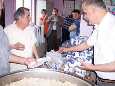 Akyazı Anadolu Lisesi'nde Geleneksel Pilav Günü Yapıldı