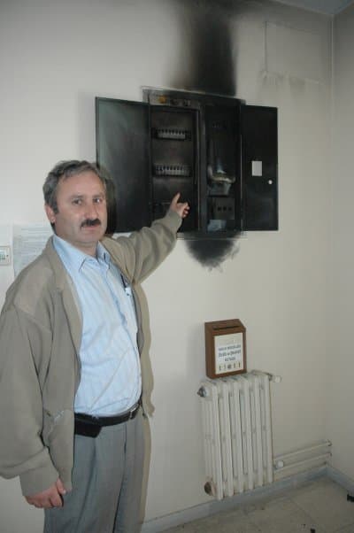 Sağlık Ocağına Yıldırım Düştü