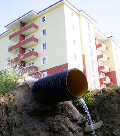 Korukent'in Kanalizasyonu Yakındaki Dereye Akıtılıyor