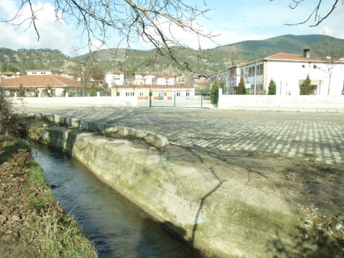Taraklı'daki bu kanal insanları korkutuyor