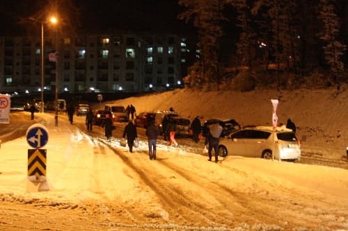 Sakarya'da kar hayatı olumsuz etkiliyor