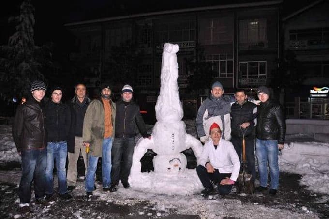 Bu kardan adam çok farklı!