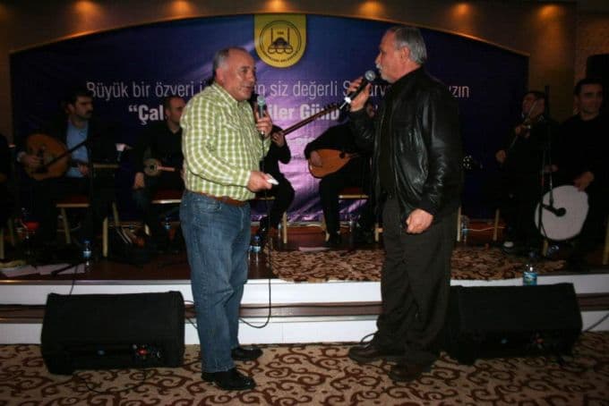 Sakaryalı gazetecilerden sürpriz düet