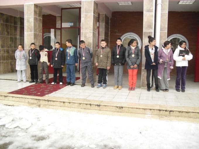 Başarılı öğrencilere ödül