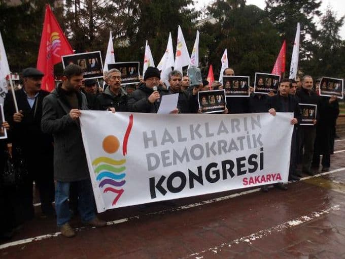 Paris'te öldürülen 3 PKK'lı için Sakarya'da protesto!