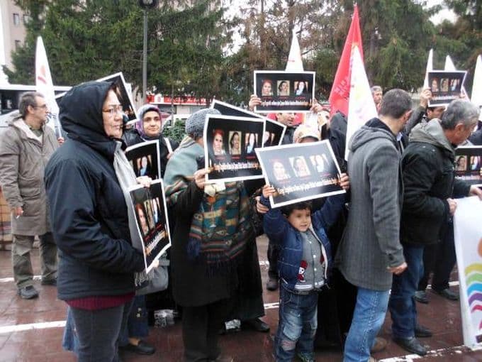 Paris'te öldürülen 3 PKK'lı için Sakarya'da protesto!