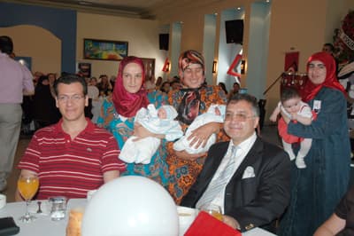 <p><font face="verdana,geneva" size="2">T&uuml;p bebek tedavisini kazanan Fatma Şeramet ise t&uuml;p bebek y&ouml;ntemiyle 2 kez deneme yaptıklarını ifade ederek şunları belirtti; <font color="#cc0000">&quot;Daha &ouml;nce İstanbul'da ve Adapazarı'nda 2 kez t&uuml;p bebek denemesi yaptık. Ancak sonu&ccedil; alamadık. Şimdi &ccedil;ok mutluyum. Bu organizasyonda emeği ge&ccedil;enlere teşekk&uuml;r ediyorum.&quot;</font> </font></p>