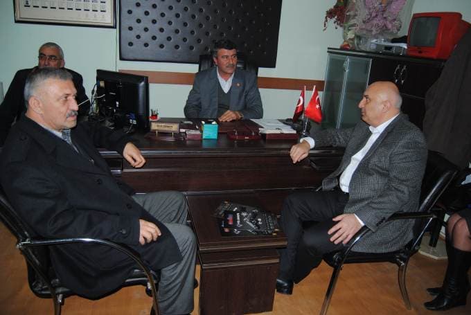 Köylerde yaşayan insanlar tehdit altında!