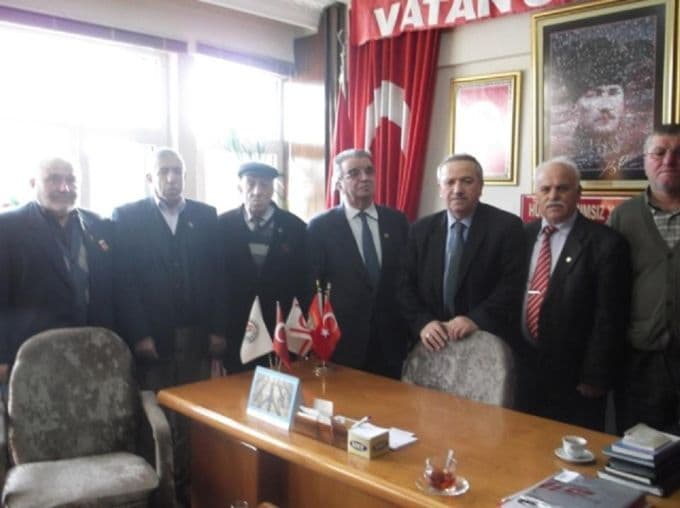 Sakarya Müftülüğü şehit yakınlarının yanında