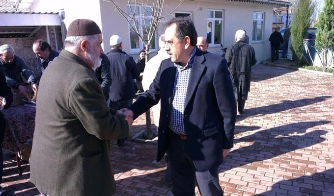 Yunus Emre Camisi'nde ilk cuma