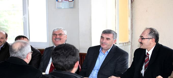 İlyaslar Köyü'ne yol sözü
