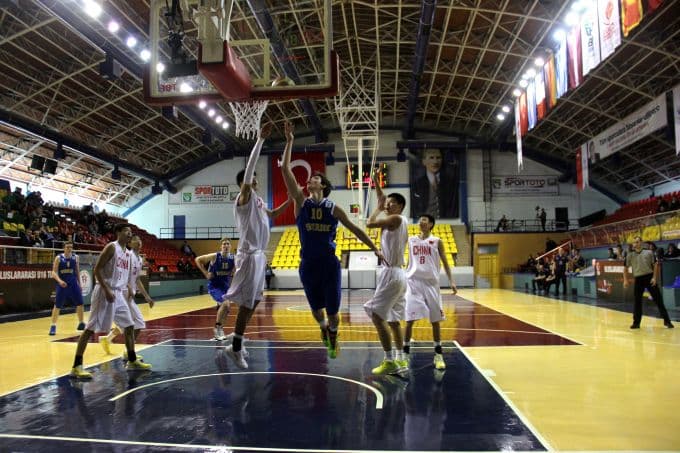 Sakarya'da gerçekleşen basketbol turnuvası başladı!