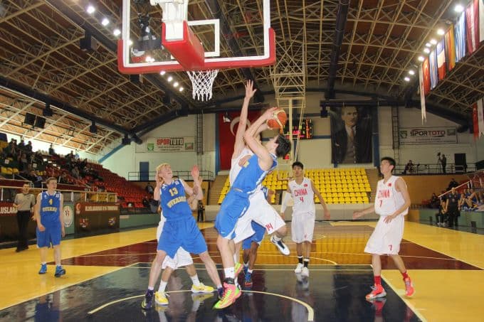 Sakarya'da gerçekleşen basketbol turnuvası başladı!