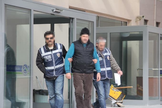 Polisten kaçak sigara baskını