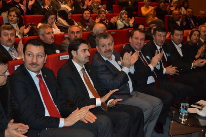 AK Partililer toplandı