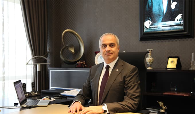 SATSO&#8217;dan SAÜ&#8217;ye kutlama