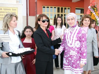 Yenikent Halk Eğitim İlk Mezunlarını Verdi