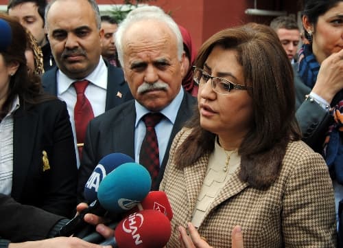 Bakan Şahin mesajlarını Sakarya'da verdi