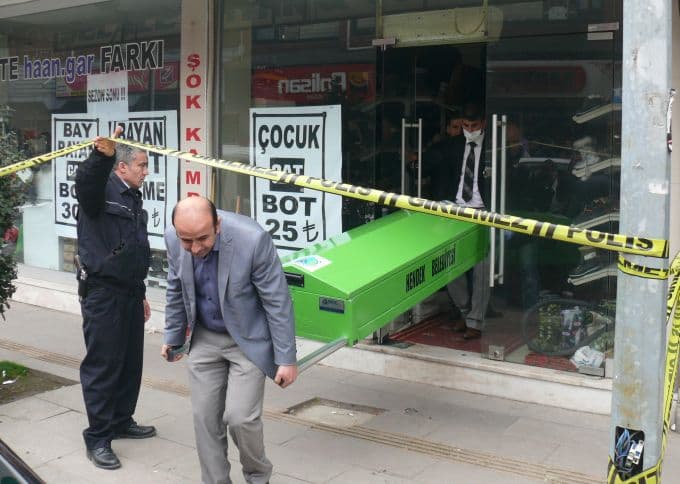 Başına sıktığı tek kurşunla canına kıydı!