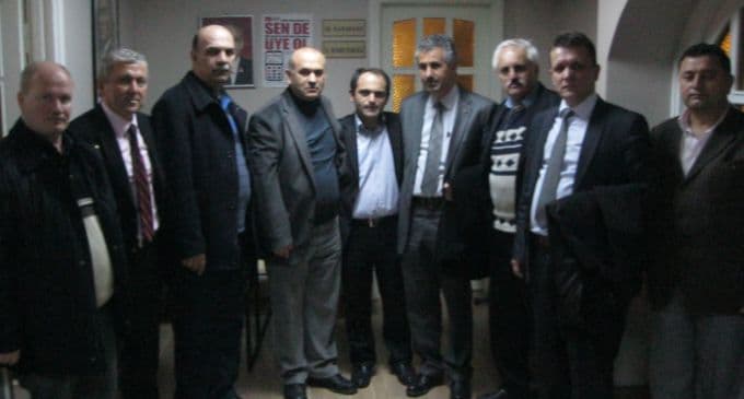 "Kamu çalışanlarının iş güvencesi problemli"