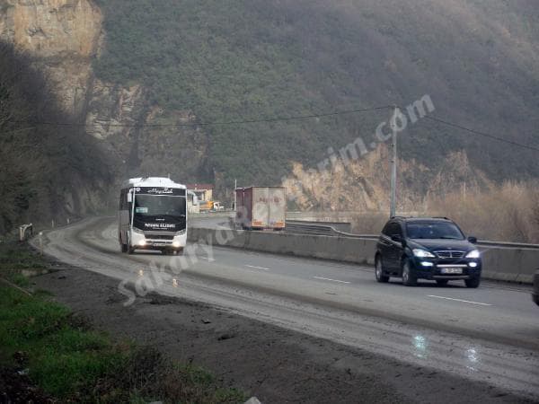 Karayolunda çamur tehlikesi