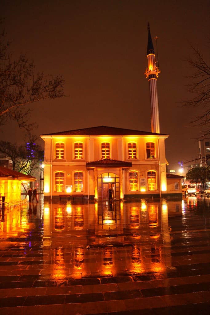 Sakarya ışıl ışıl