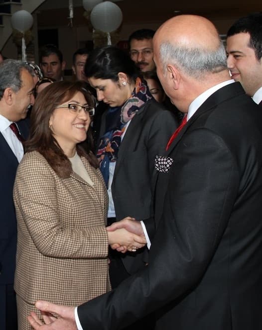 Bakan Şahin 15 kilo kabak tatlısı almış