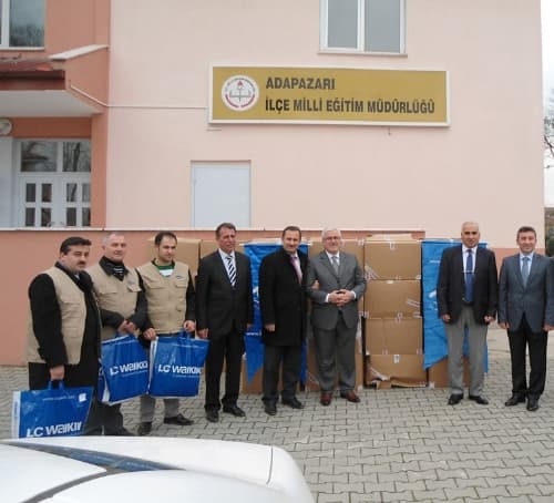 Yardıma muhtaç çocuklara yardım eli