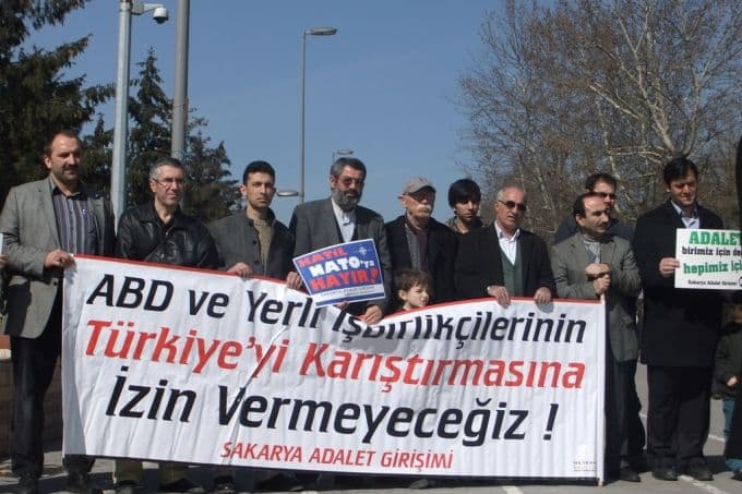 "28 Şubat süreci halen devam ediyor"