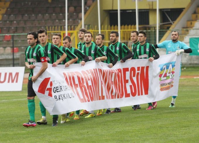 Sakaryaspor, Fethiyespor'u ağırlıyor