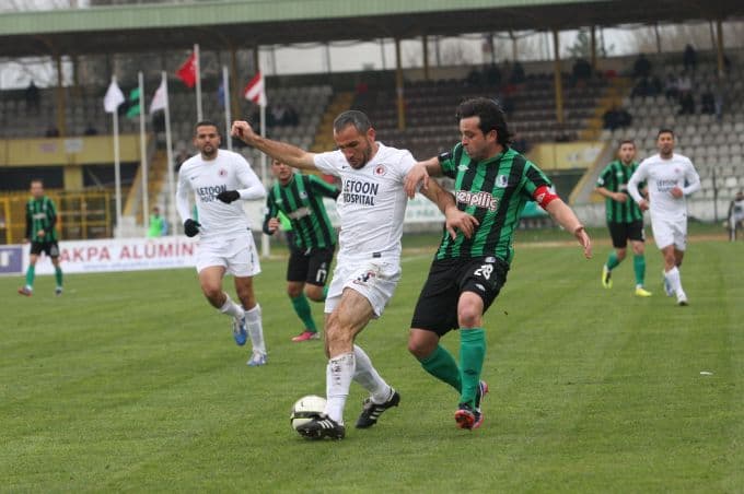 Sakaryaspor, Fethiyespor'u ağırlıyor