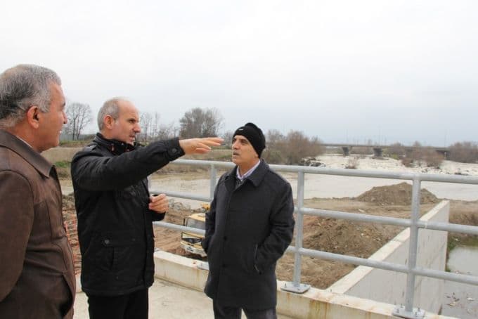 Müsteşar Sakarya'daki HES inşaatını inceledi