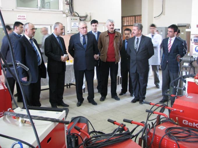 İŞKUR'dan mesleki eğitime destek