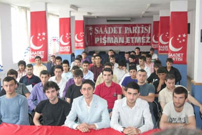 İlçe Gençlik Kolları Divan Toplantısı Dün Gerçekleştirildi