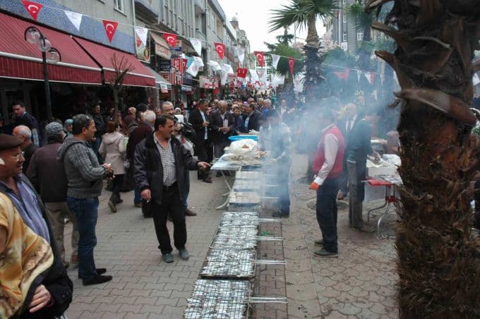 Karasu'da hamsi festivali