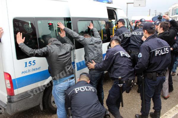 BDP'liler Sakarya'da Nevruz'u kutladı