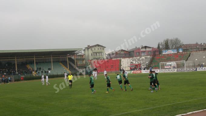 Sakaryaspor şeytanın bacağını kırdı