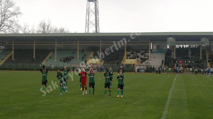 Sakaryaspor şeytanın bacağını kırdı