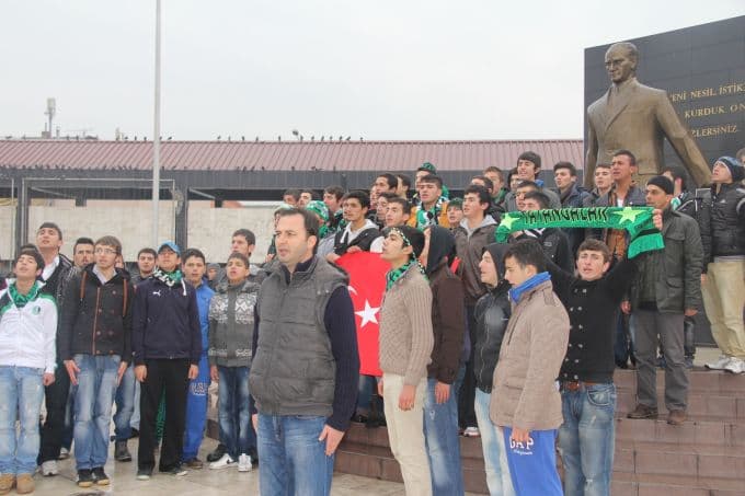 BDP'liler Sakarya'da Nevruz'u kutladı