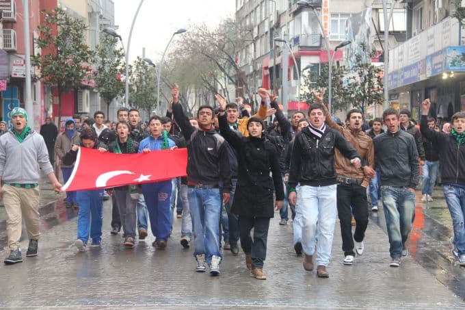 BDP'liler Sakarya'da Nevruz'u kutladı