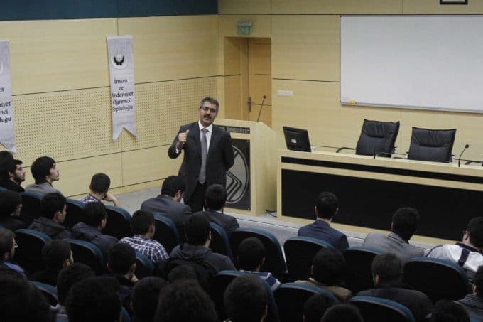 SAÜ'de Çanakkale Zaferi konuşuldu