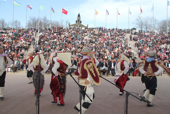 Hendek'te Nevruz Şöleni gerçekleşti